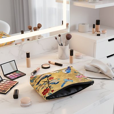 Trousse maquillage asiatique